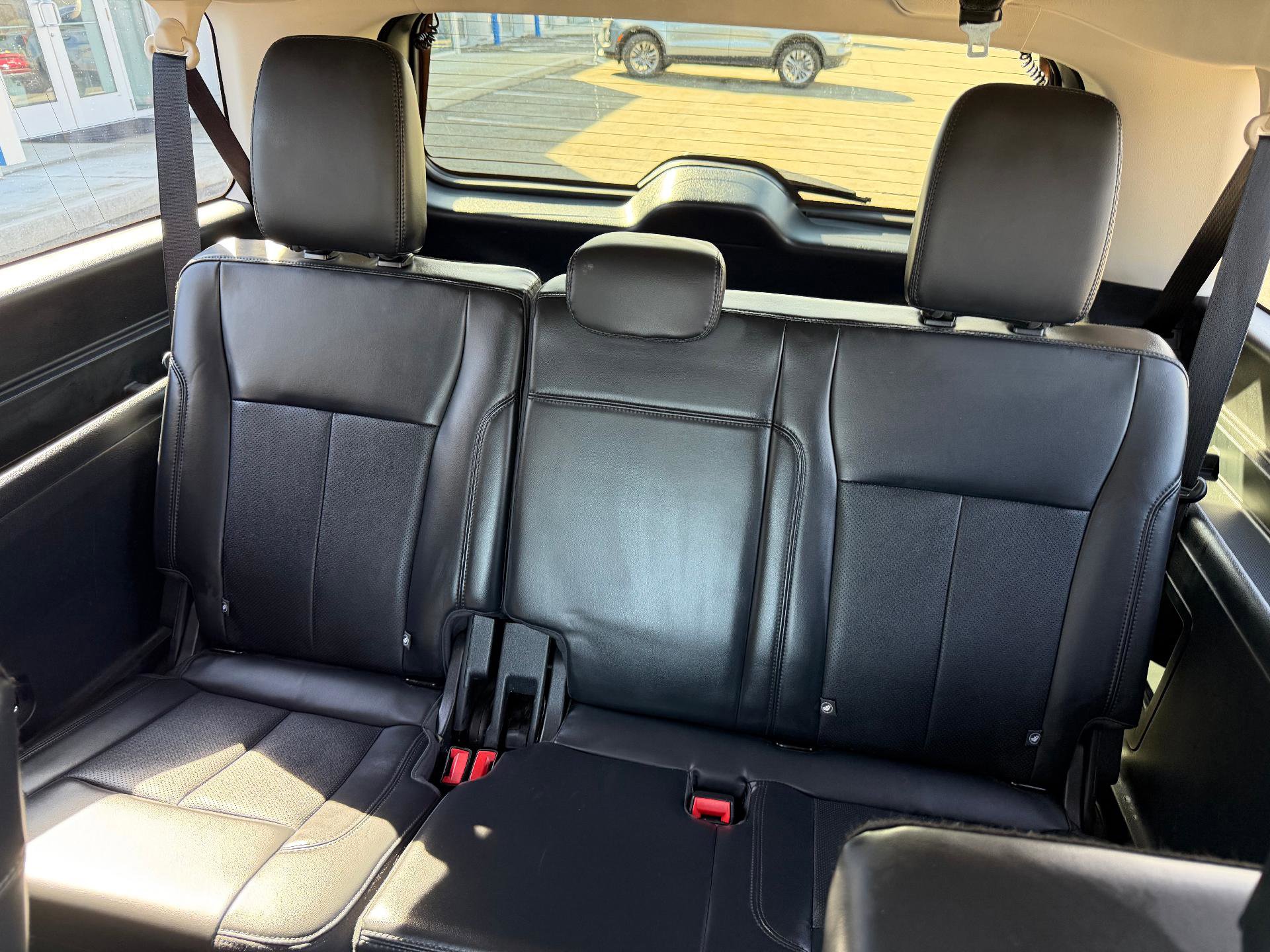 Used 2023 Ford Expedition Max XLT image 22