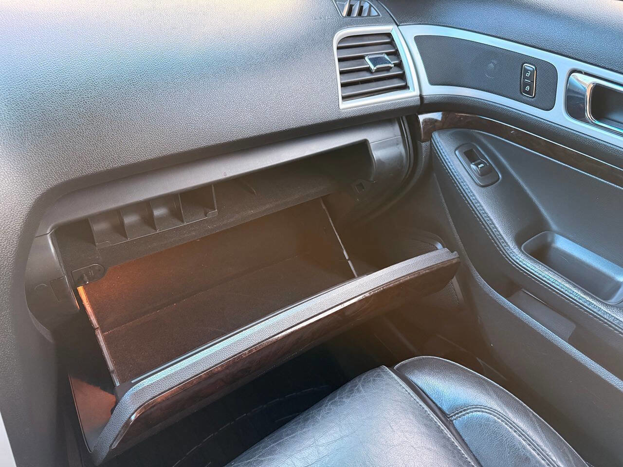 Used 2013 Ford Explorer Limited image 40