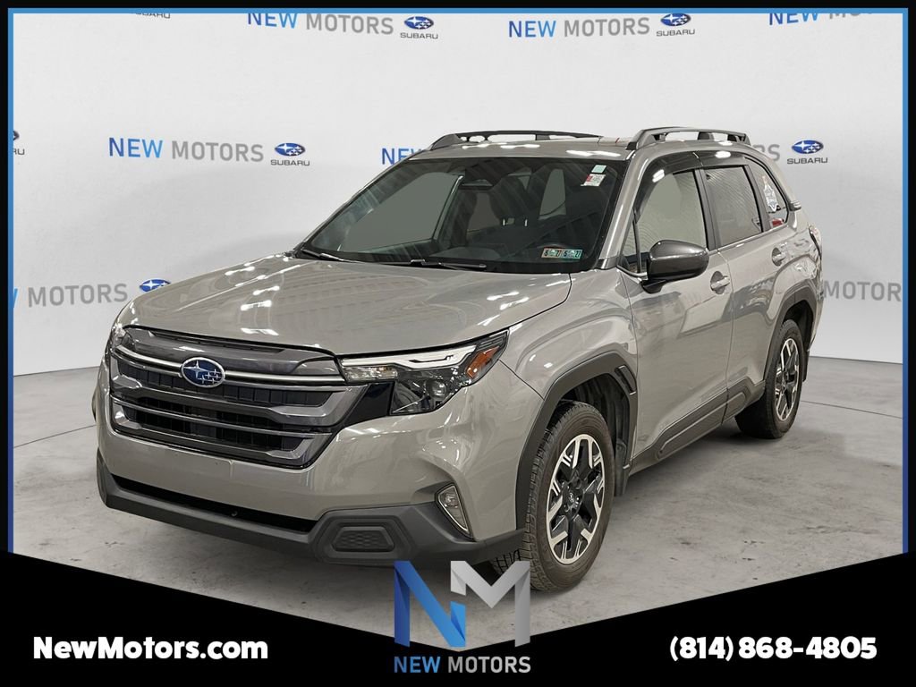 Used 2025 Subaru Forester Premium AWD/4WD image 1