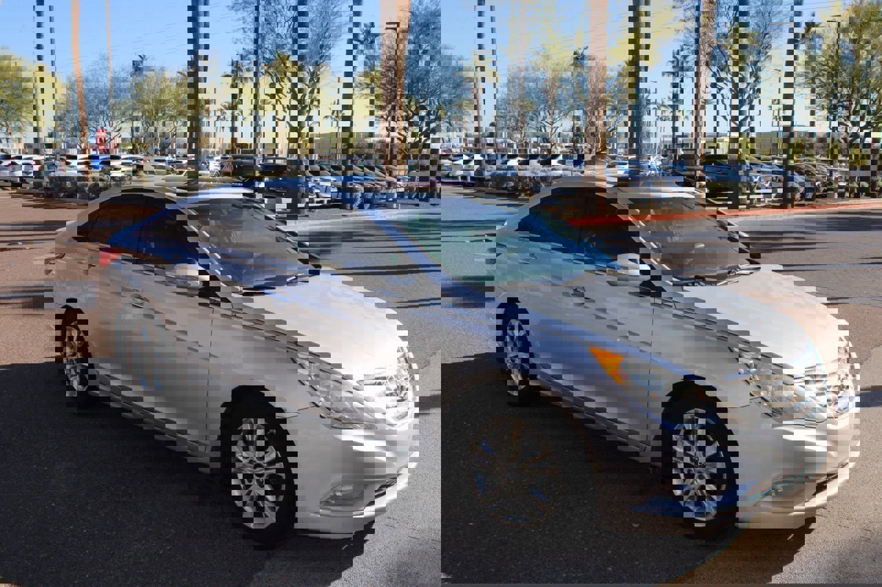 Used 2013 Hyundai Sonata Limited image 7