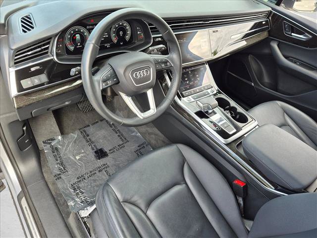 Used 2022 Audi Q7 3.0T Premium Plus w/ Premium Plus Package AWD/4WD image 9