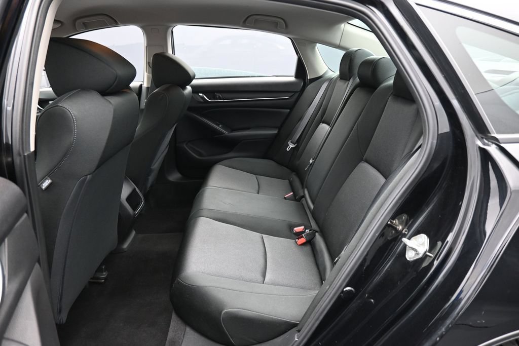Used 2018 Honda Accord LX image 24