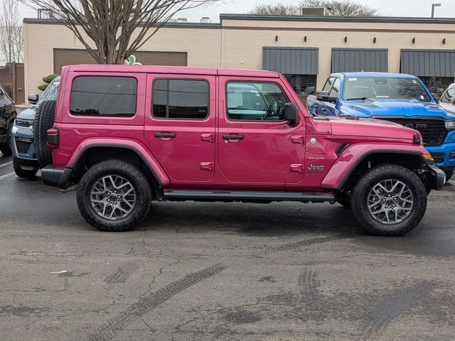 Certified 2024 Jeep Wrangler Sahara w/ Dual Top Group image 2