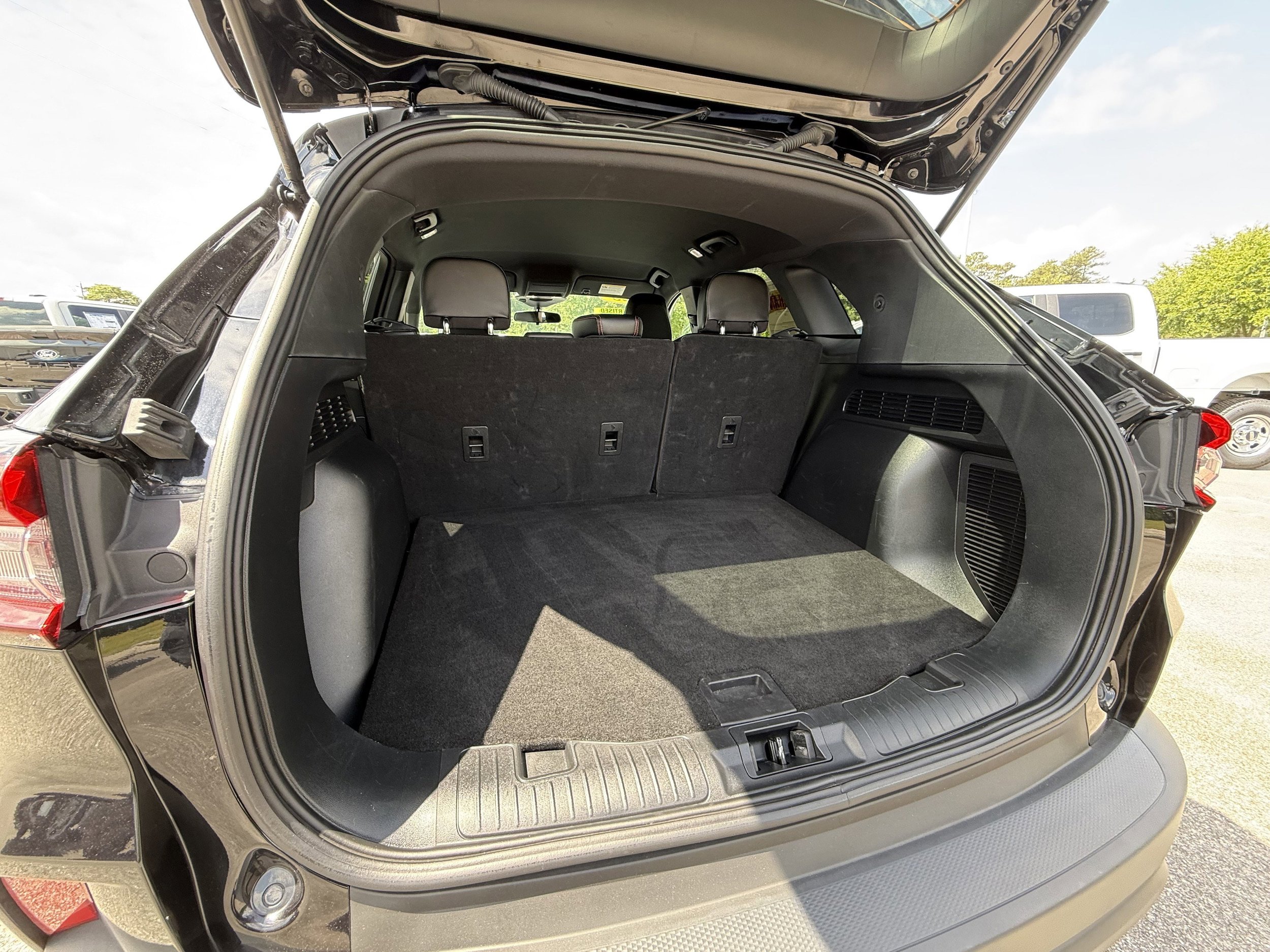Used 2025 Ford Escape ST-Line AWD/4WD image 24