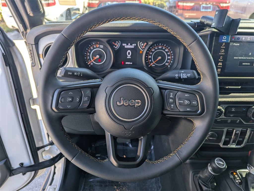 Used 2024 Jeep Gladiator Sport image 25