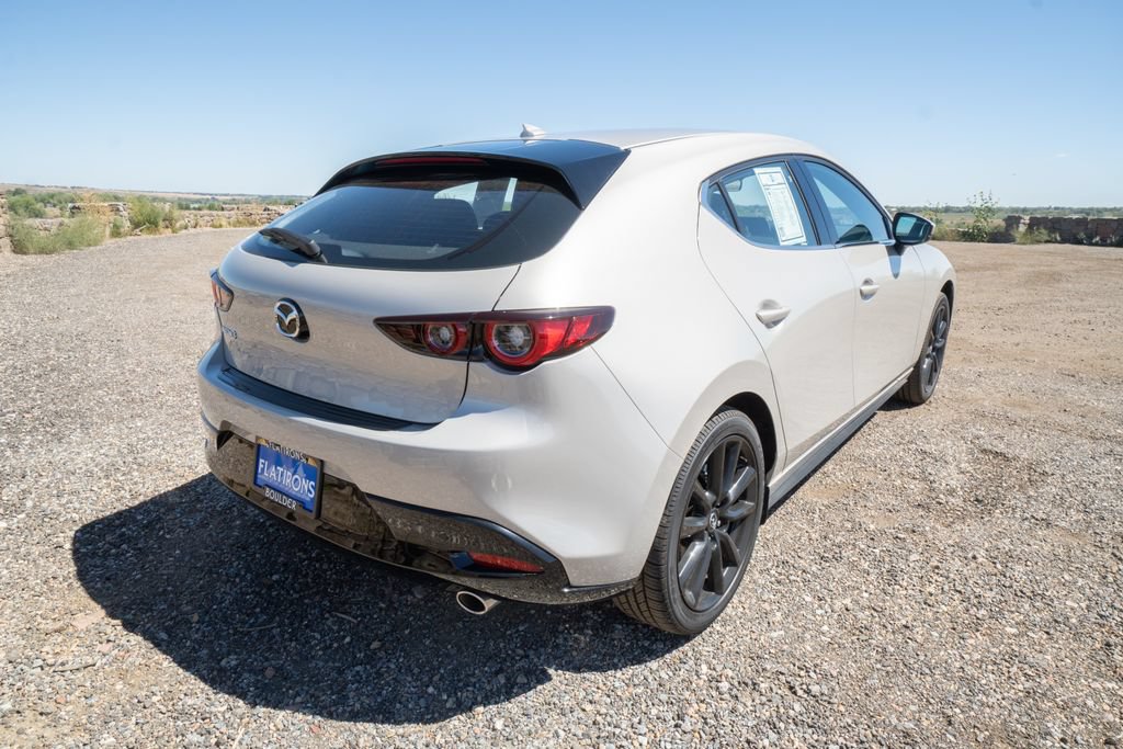 Used 2026 MAZDA MAZDA3 2.5 S Hatchback w/ Premium Pkg FWD image 5