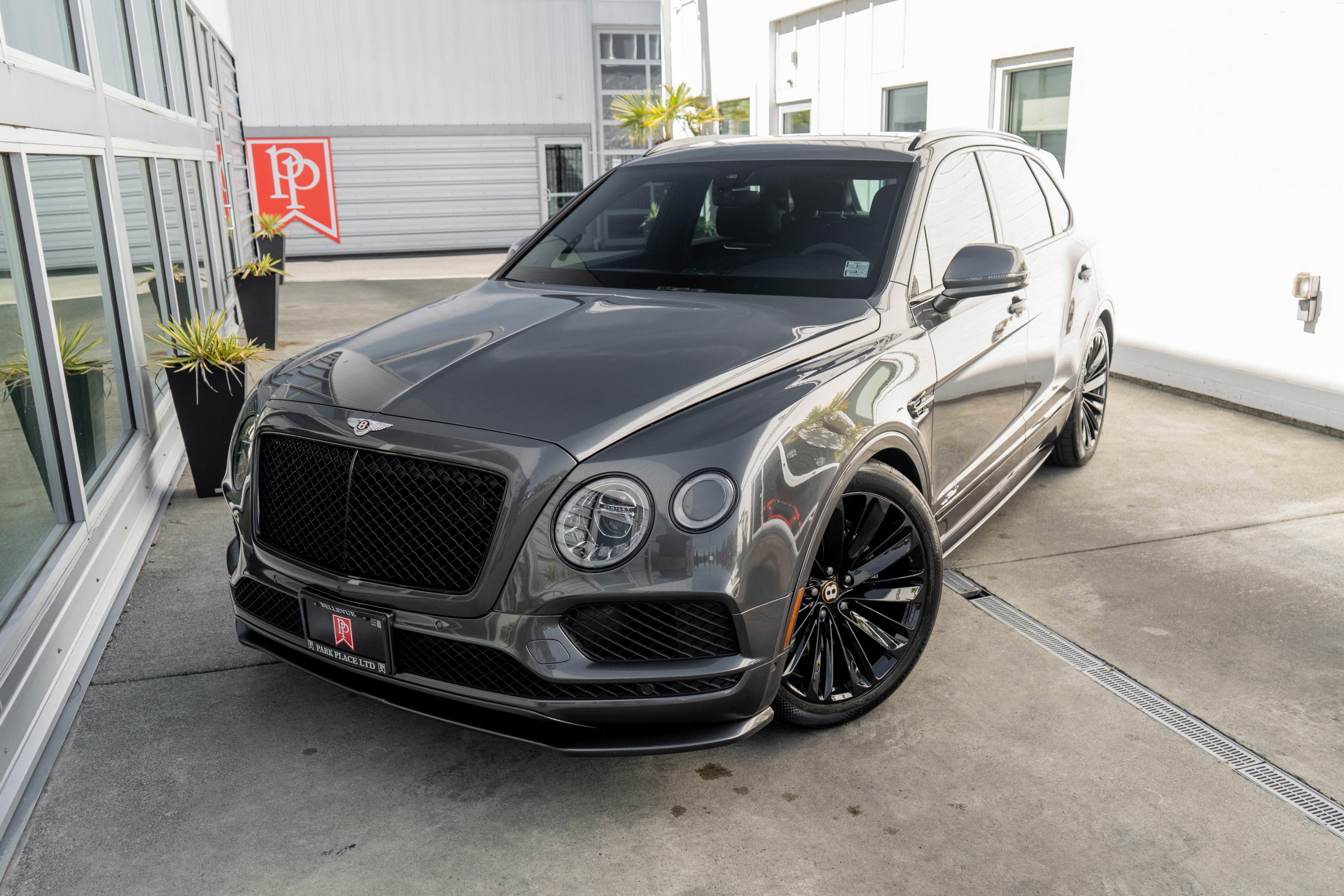 Used 2020 Bentley Bentayga Speed AWD/4WD image 3