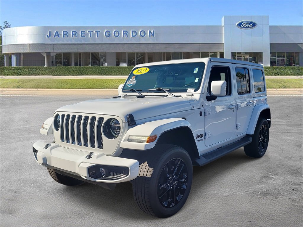 Used 2022 Jeep Wrangler Unlimited Sahara image 2