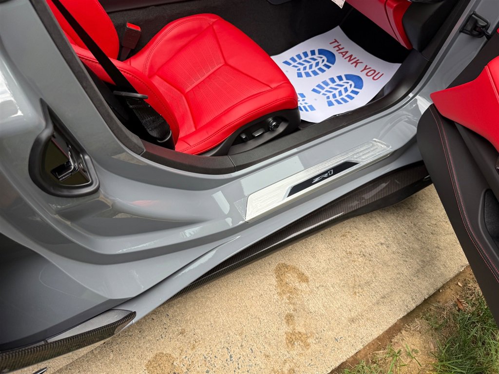 Used 2025 Chevrolet Corvette ZR1 w/ ZR1 Carbon Fiber Aero Package image 69