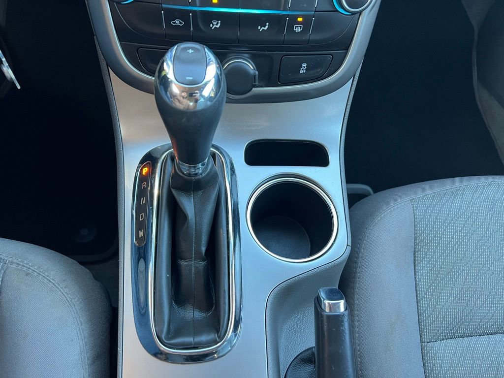 Used 2015 Chevrolet Malibu LS image 28