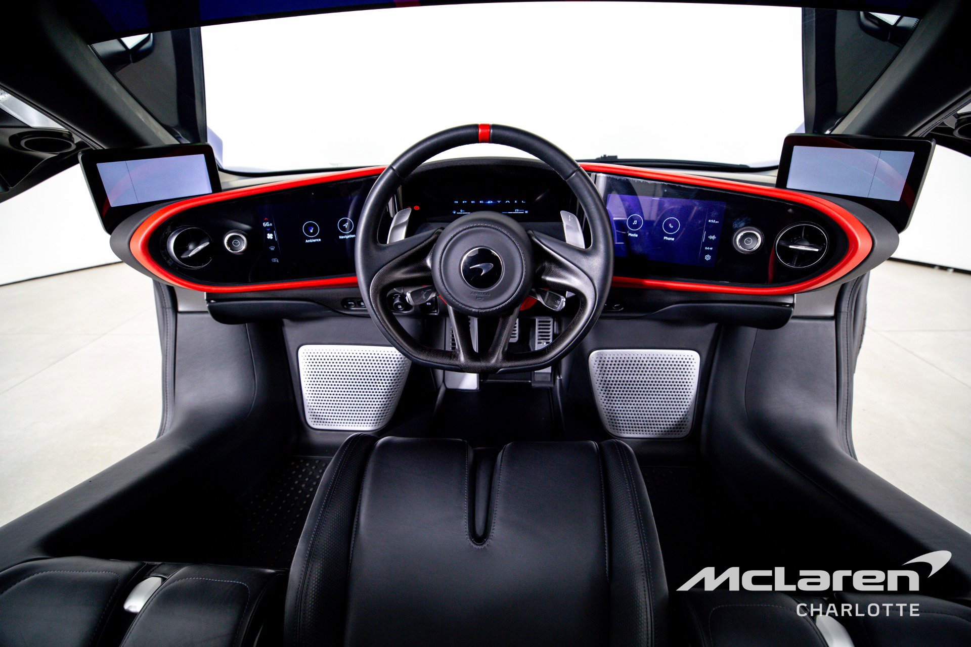 Used 2020 McLaren Speedtail RWD image 15