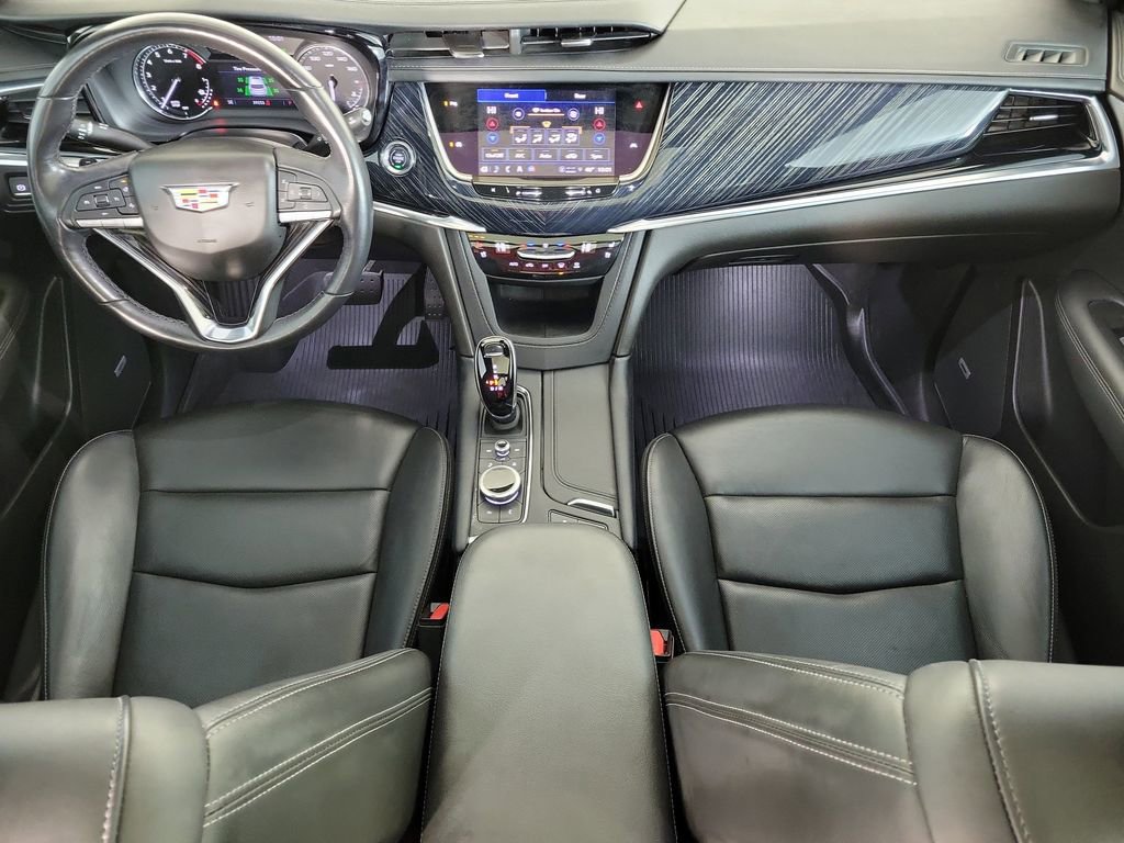 Certified 2024 Cadillac XT6 Premium Luxury FWD image 16
