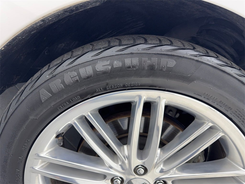 Used 2019 Lincoln MKT AWD image 90