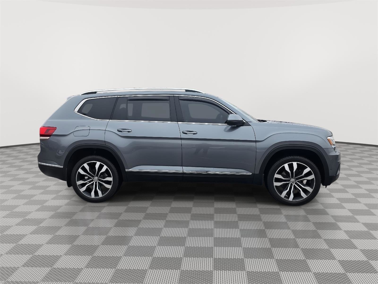 Used 2019 Volkswagen Atlas SEL Premium image 5