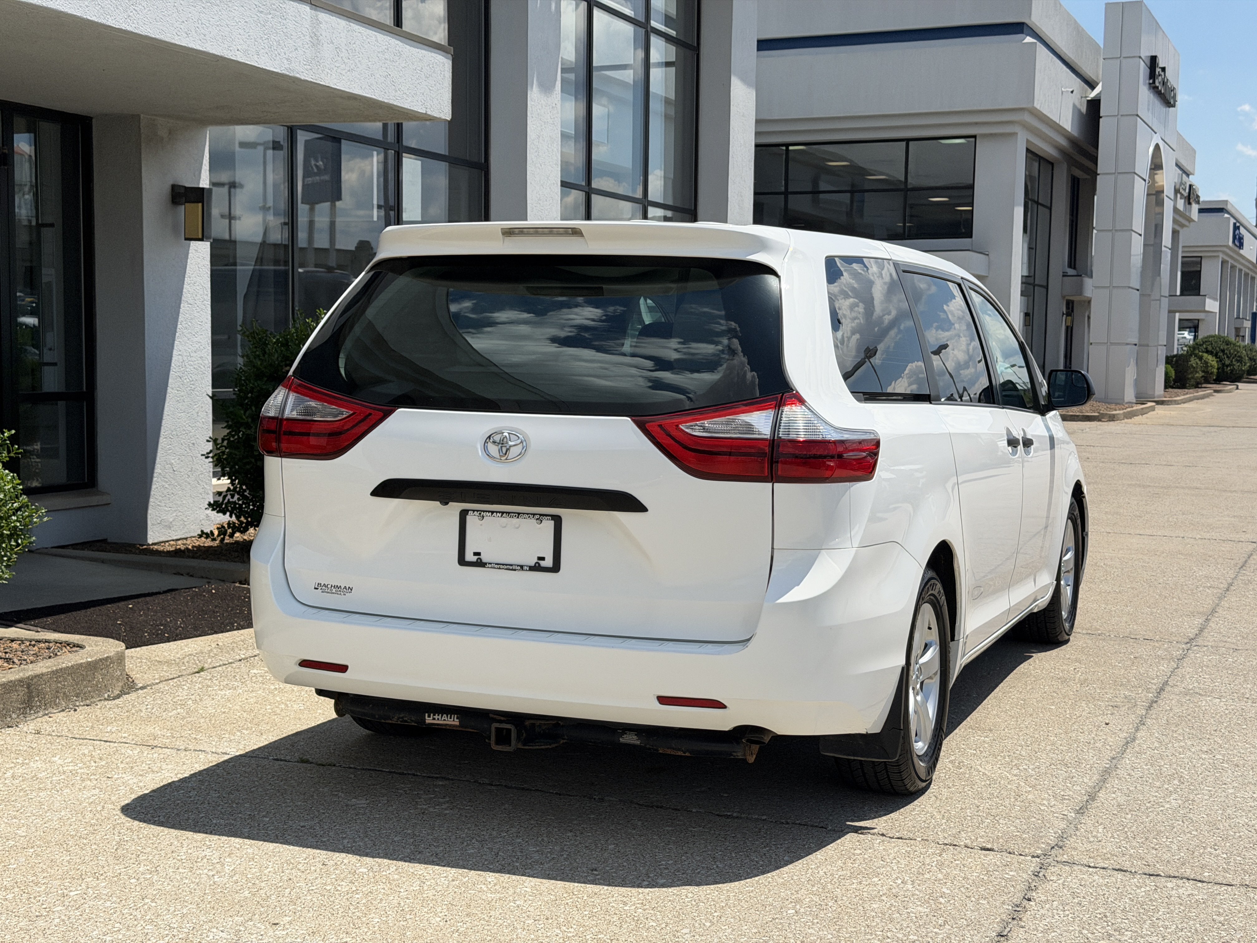 Used 2017 Toyota Sienna L FWD image 5