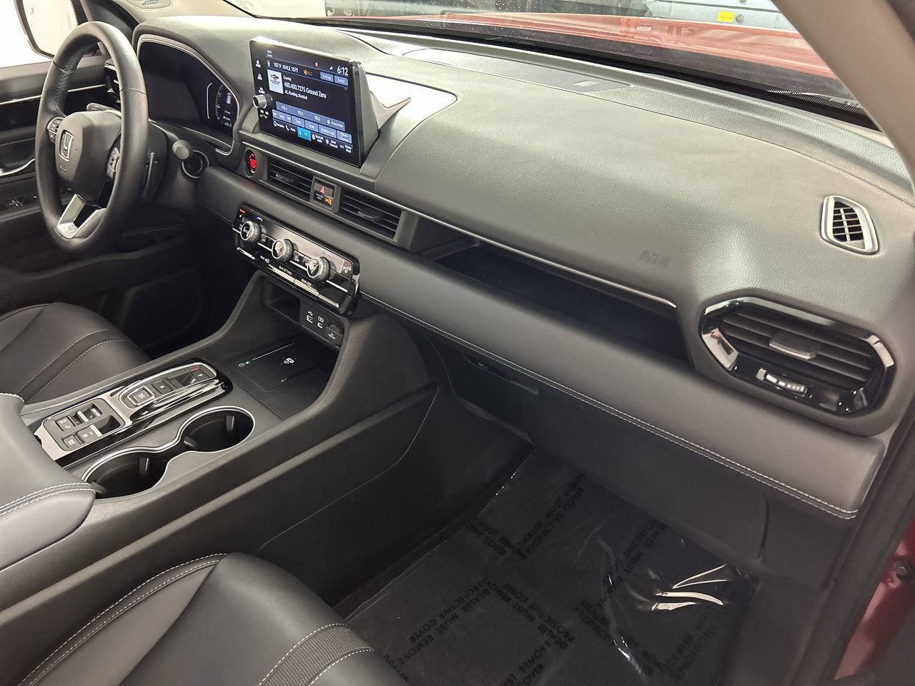 Used 2024 Honda Pilot Touring image 27