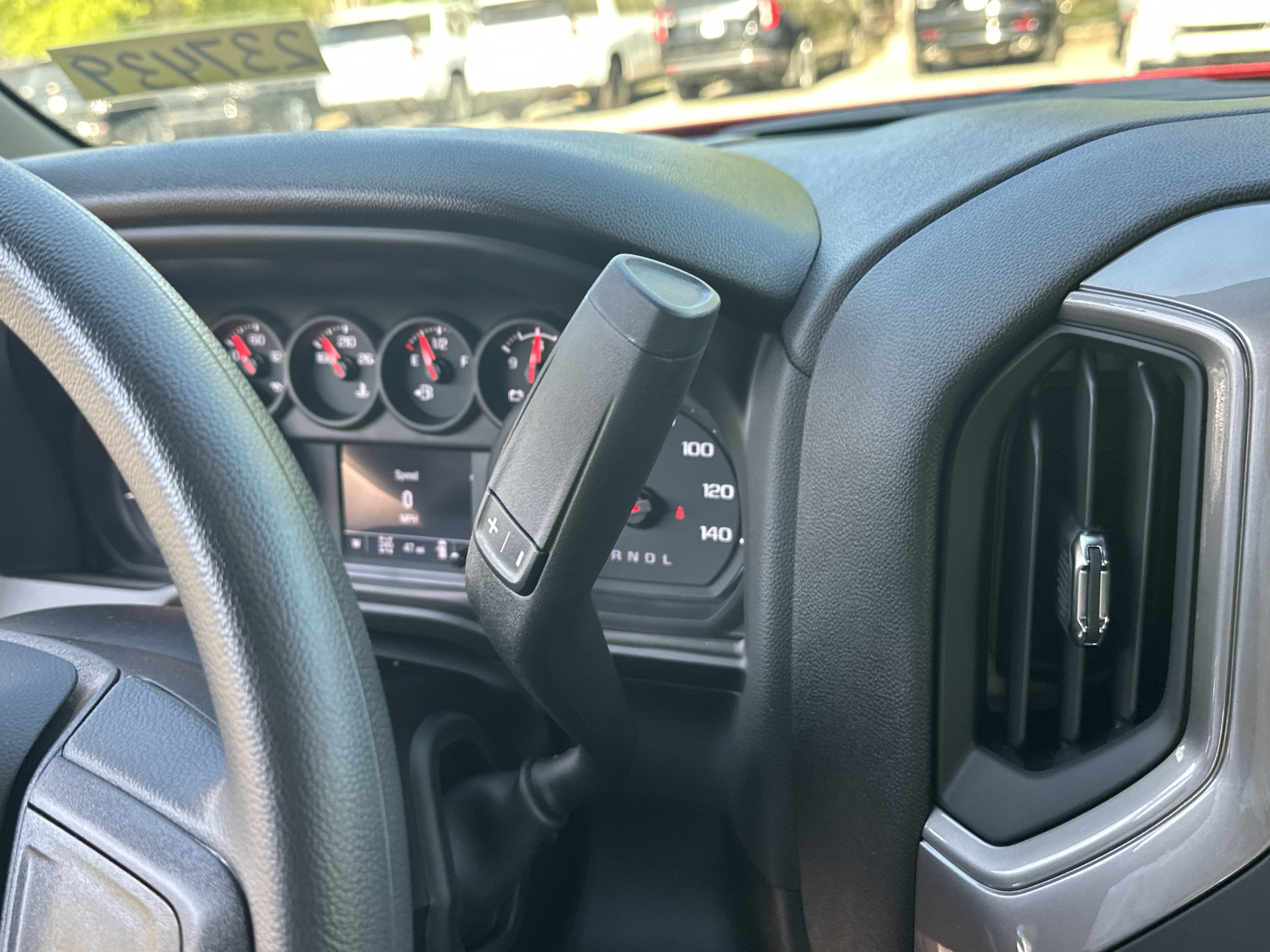 New 2026 Chevrolet Silverado 1500 Custom AWD/4WD image 29