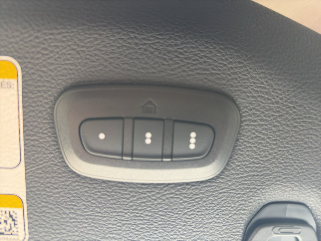 Used 2025 Jeep Gladiator Rubicon w/ Convenience Group image 28