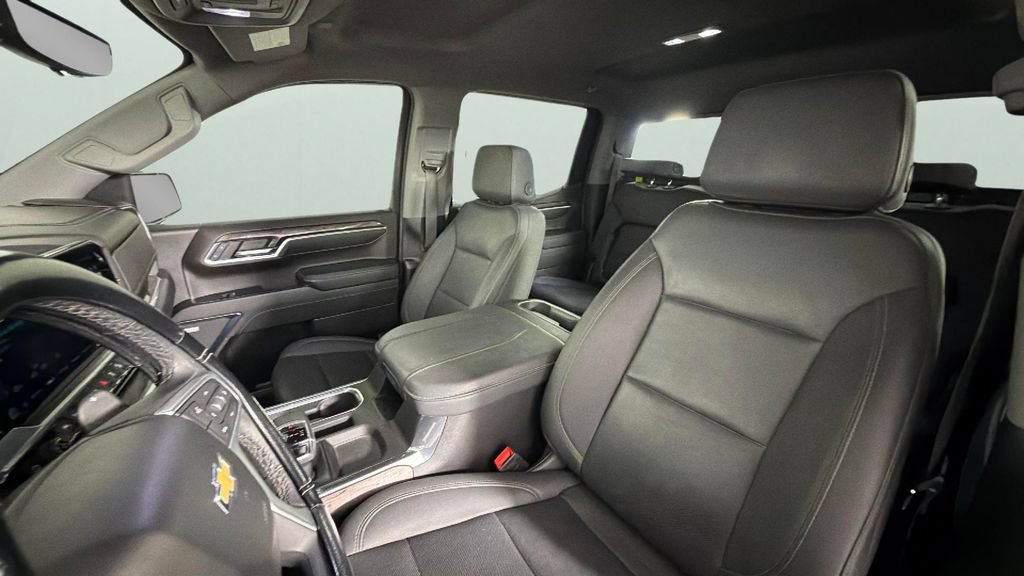Used 2024 Chevrolet Silverado 1500 LTZ w/ Technology Package AWD/4WD image 22
