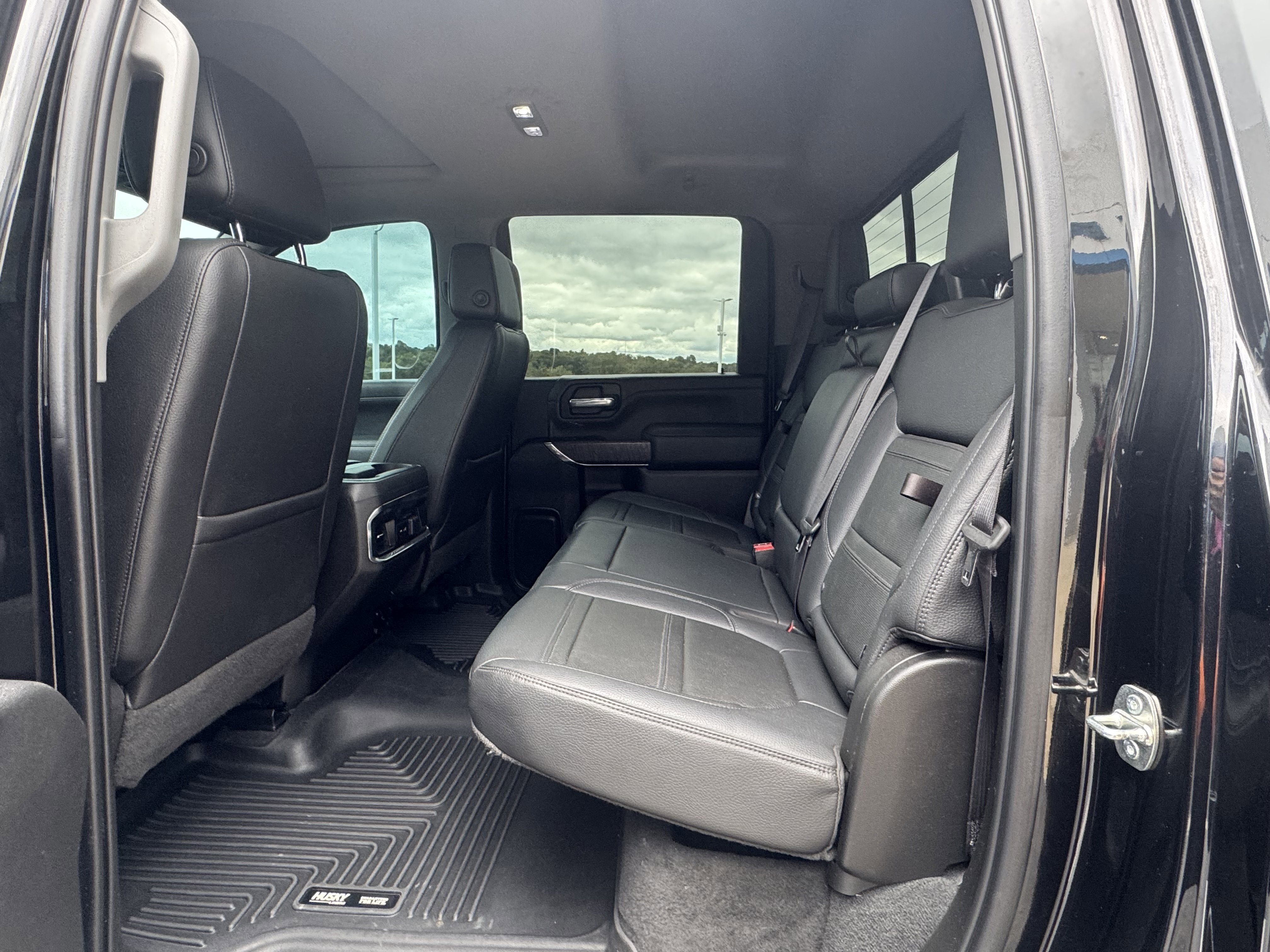 Used 2022 GMC Sierra 2500 Denali image 7