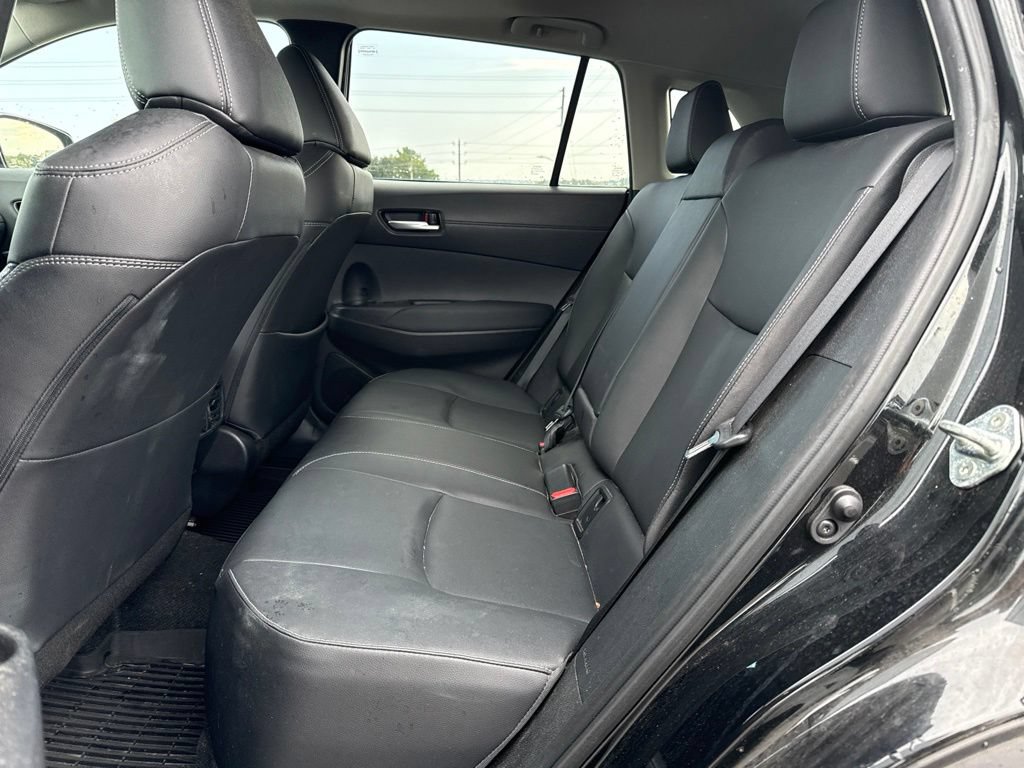 Used 2023 Toyota Corolla Cross XLE w/ Convenience Package FWD image 9