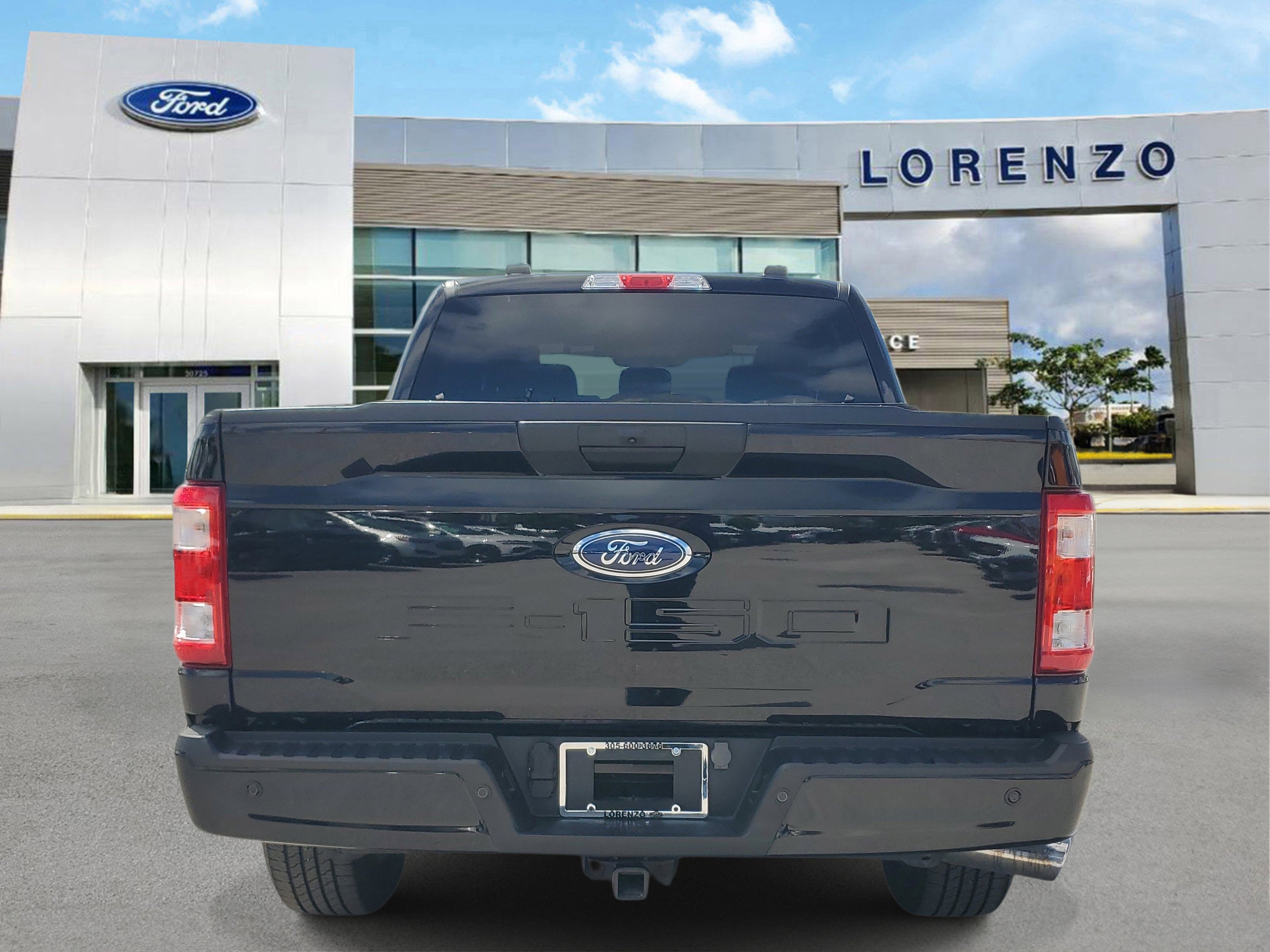 Used 2023 Ford F150 XL w/ STX Appearance Package image 6