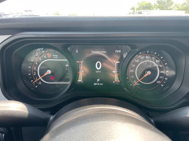 Used 2025 Jeep Gladiator Sport AWD/4WD image 9