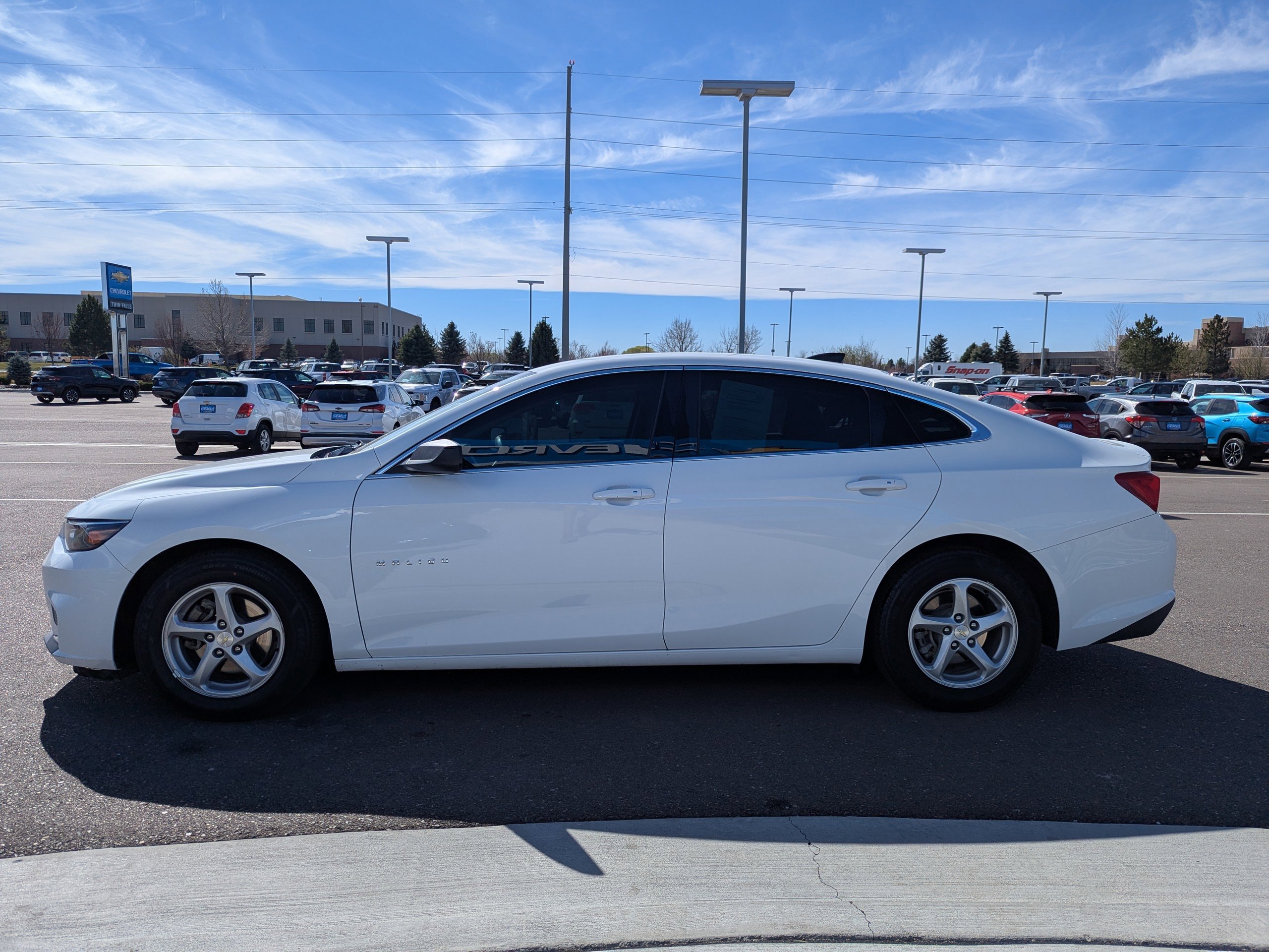 Used 2018 Chevrolet Malibu LS image 9