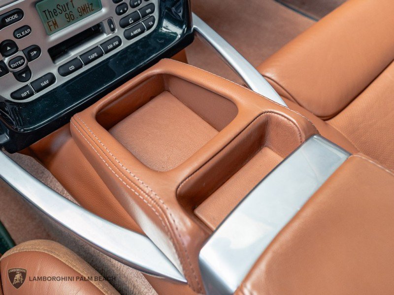 Used 2003 Aston Martin Vanquish RWD image 23