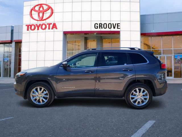 Used 2016 Jeep Cherokee Limited AWD/4WD image 2