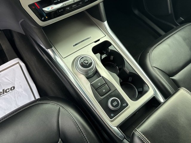 Used 2022 Ford Explorer XLT w/ Equipment Group 202A image 22