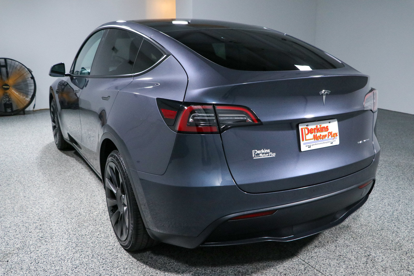 Used 2023 Tesla Model Y Long Range AWD/4WD image 9