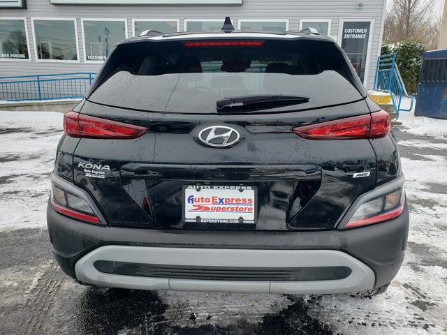 Used 2023 Hyundai Kona SEL w/ Cargo Package image 4
