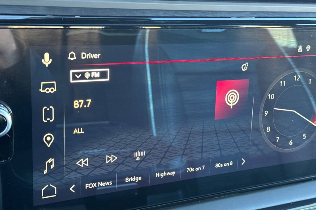 Used 2025 GMC Sierra 2500 AT4X image 17