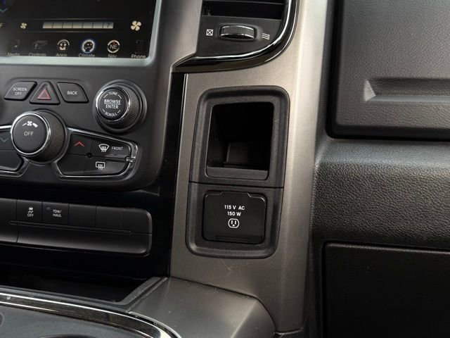 Used 2017 RAM 1500 Sport image 31