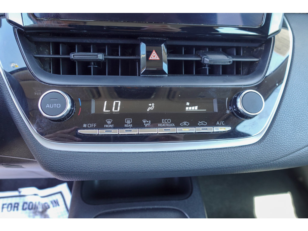 Certified 2025 Toyota Corolla LE FWD image 18