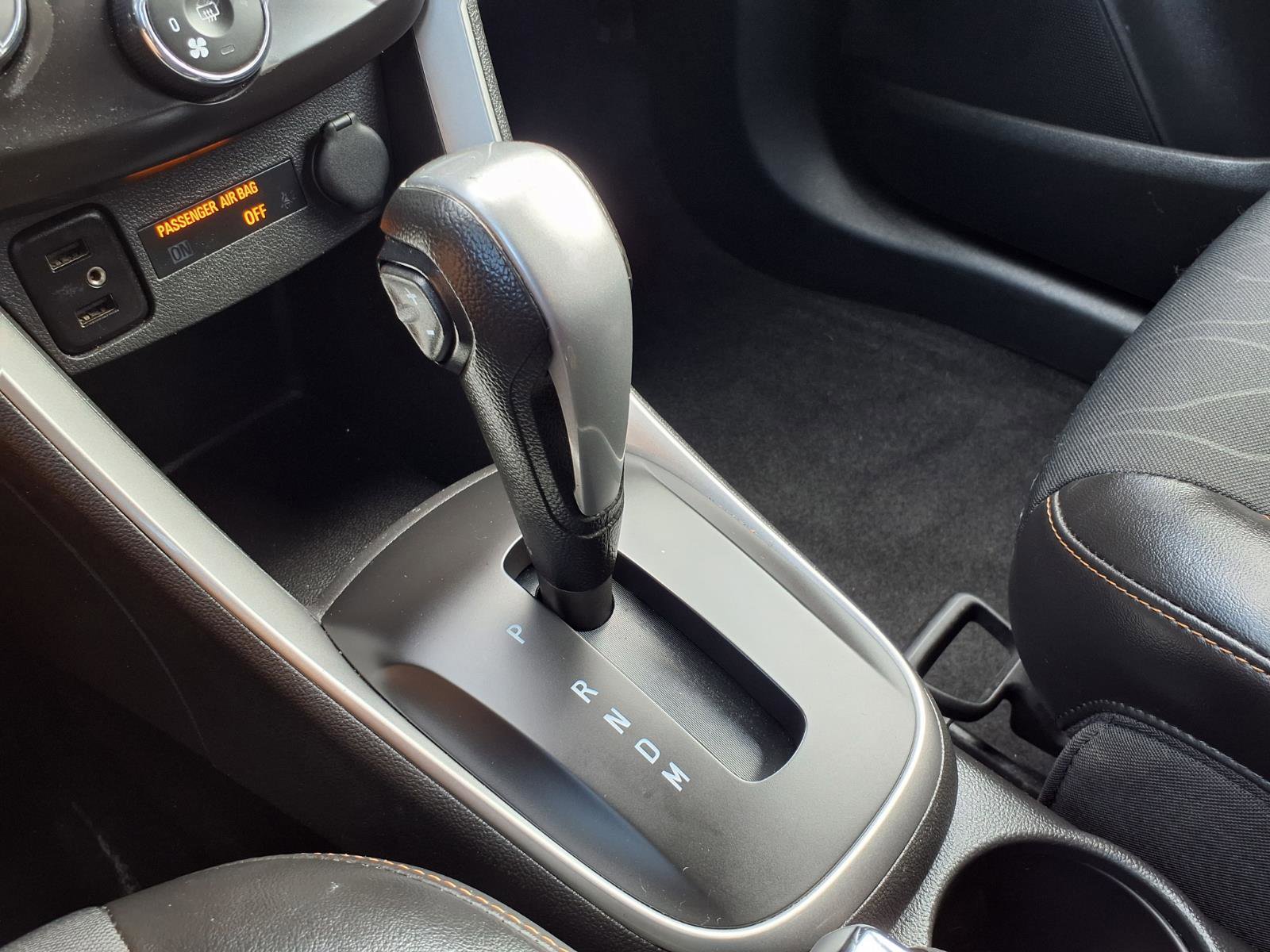 Used 2019 Chevrolet Trax LT w/ LT Convenience Package image 12