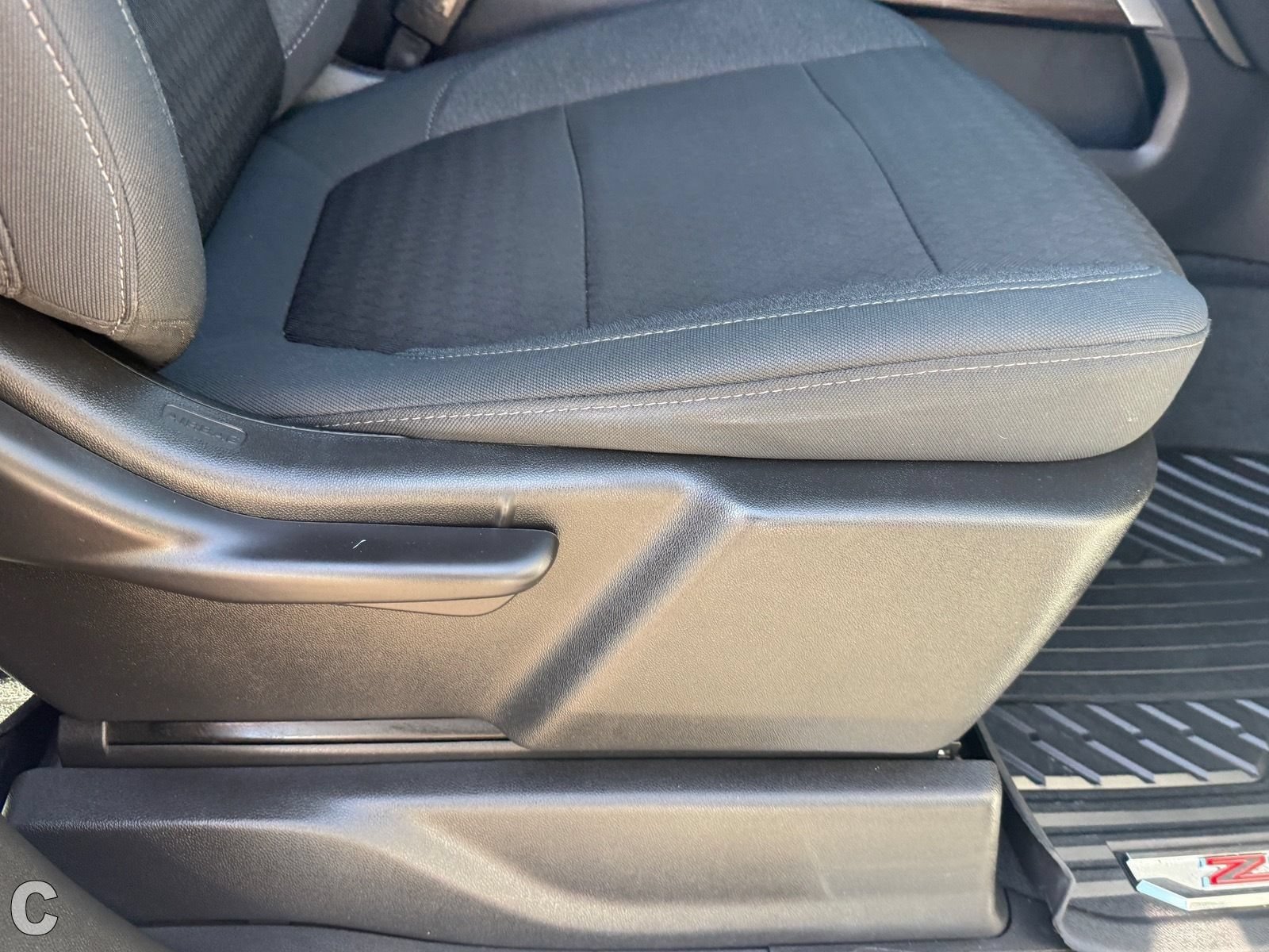 Certified 2021 Chevrolet Silverado 1500 RST AWD/4WD image 12