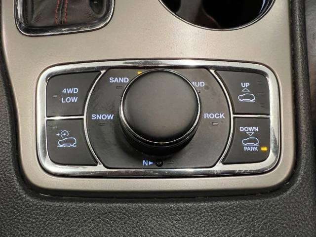 Used 2019 Jeep Grand Cherokee Trailhawk AWD/4WD image 21