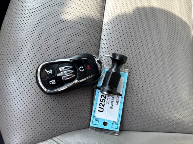 Certified 2024 Buick Envista Avenir image 27