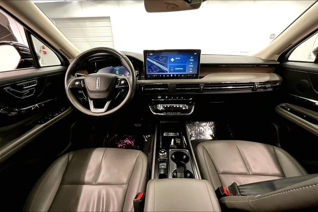 Used 2023 Lincoln Corsair Reserve w/ Equipment Group 201A AWD/4WD image 18