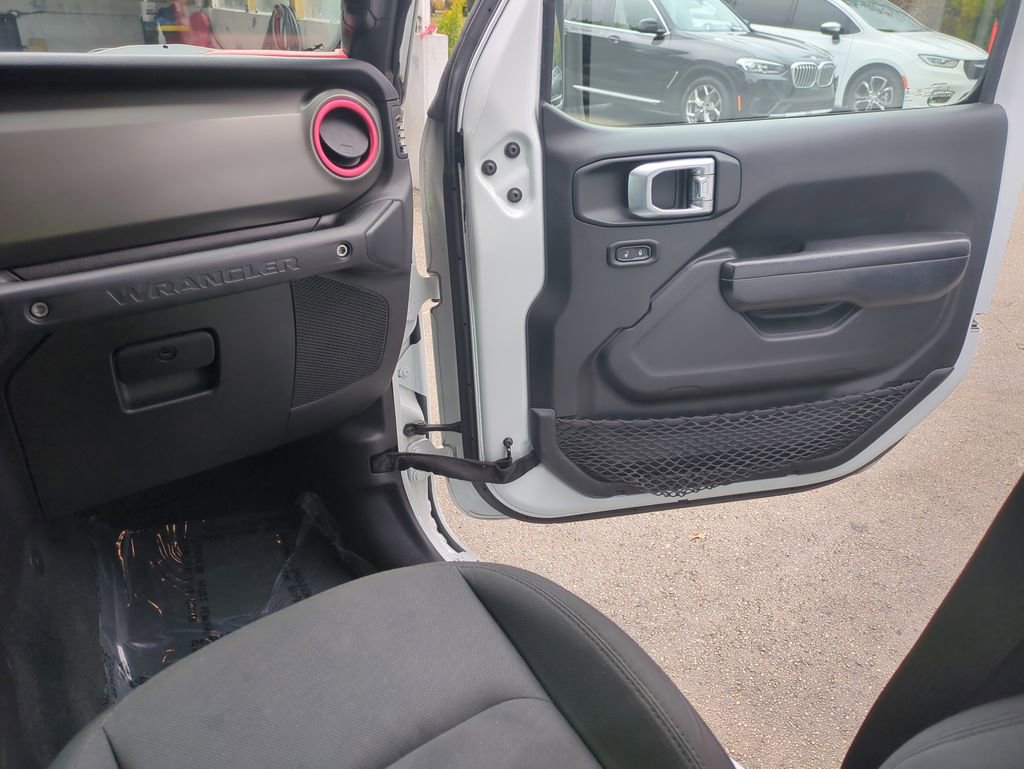 Used 2022 Jeep Wrangler Unlimited Sport w/ Xtreme Recon 35" Tire Package image 21