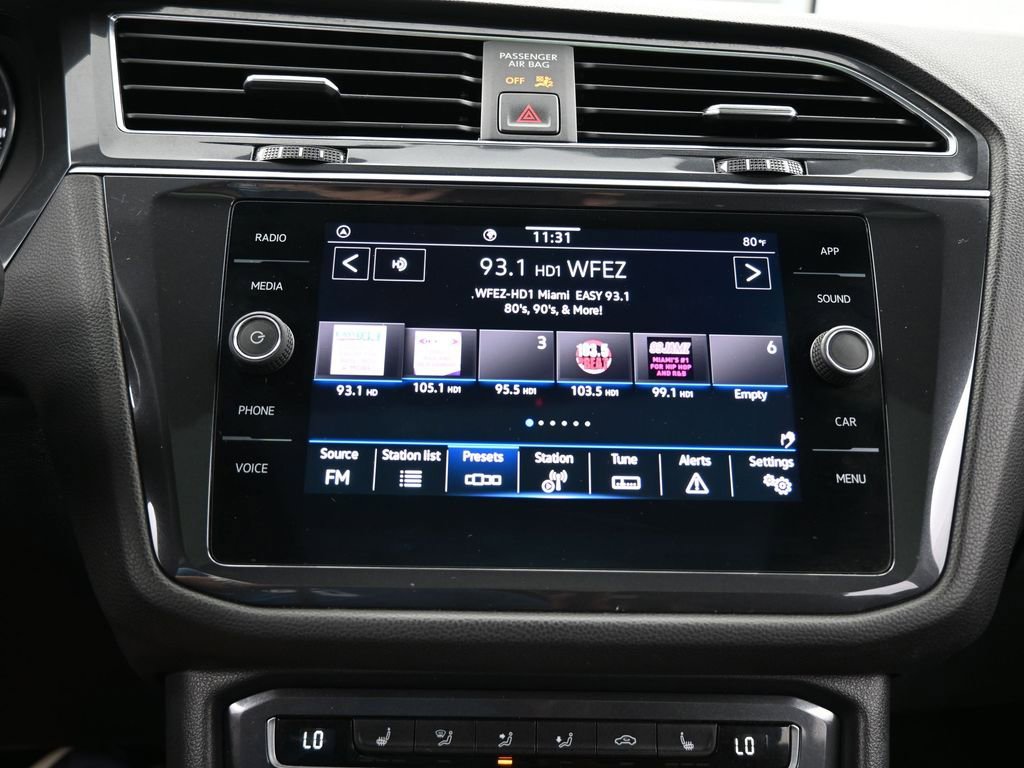 Used 2021 Volkswagen Tiguan SE R-Line image 24