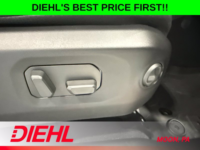 New 2026 Jeep Gladiator Rubicon w/ Steel Power Dome Hood Package AWD/4WD image 14