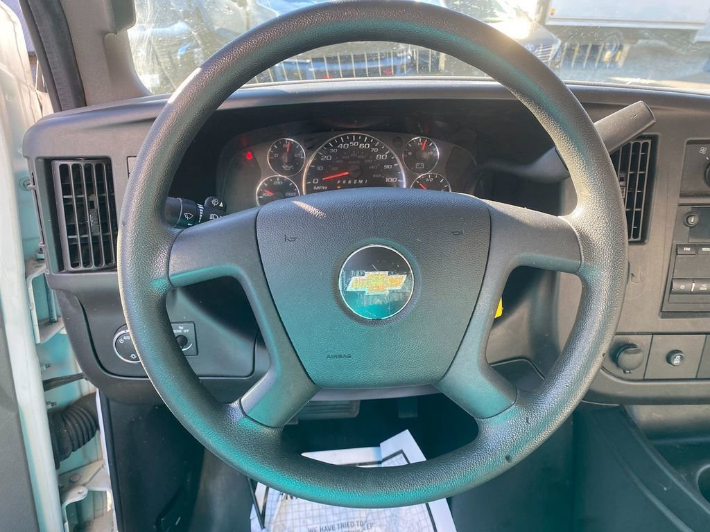 Used 2021 Chevrolet Express 3500 image 15