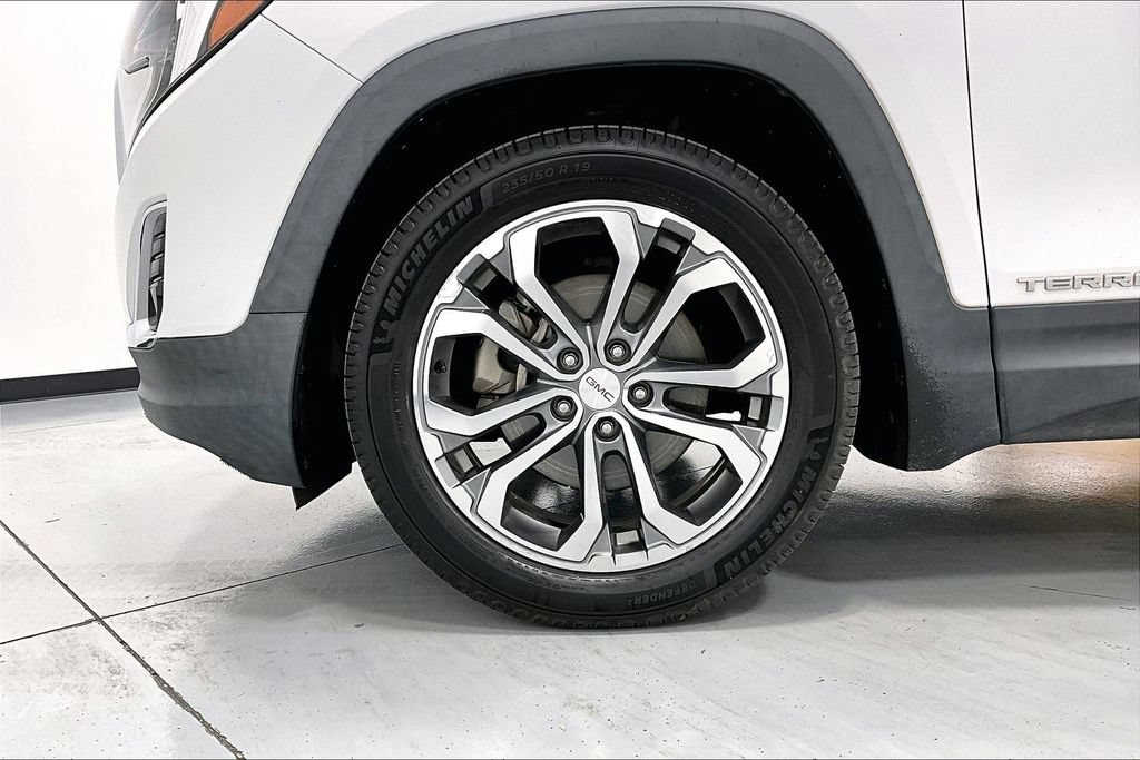 Used 2019 GMC Terrain SLT w/ Preferred Package FWD image 10