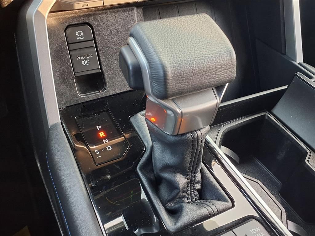 Used 2024 Toyota Sequoia Platinum image 10