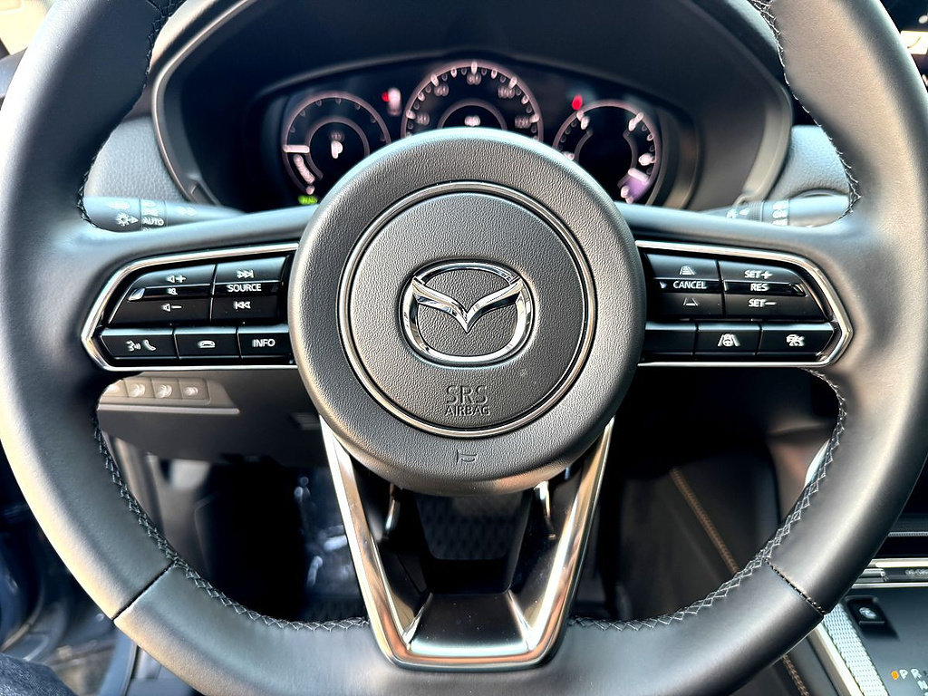 New 2025 MAZDA CX-70 Plug-In Hybrid w/ Premium Pkg AWD/4WD image 12