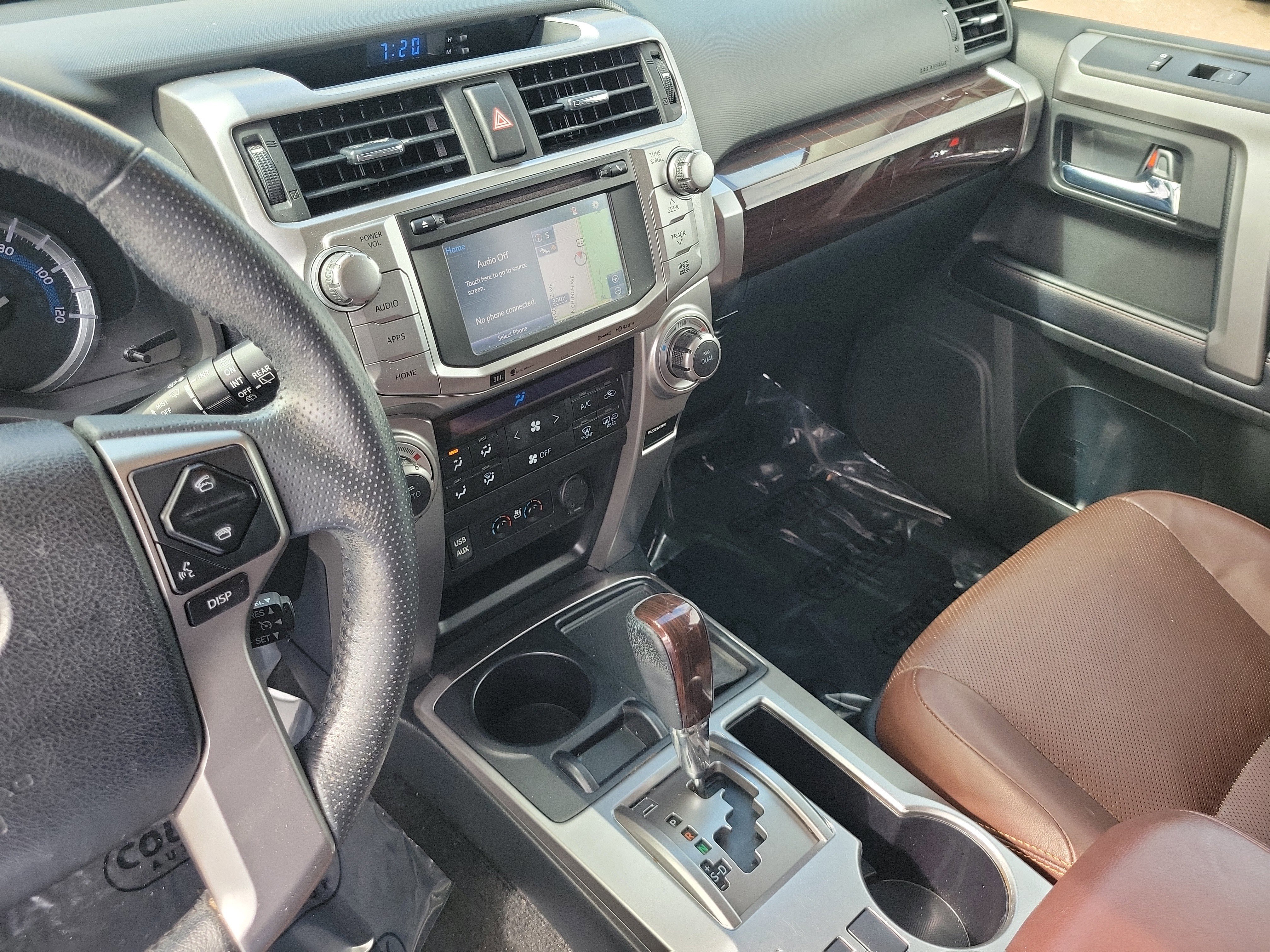 Used 2018 Toyota 4Runner Limited image 19