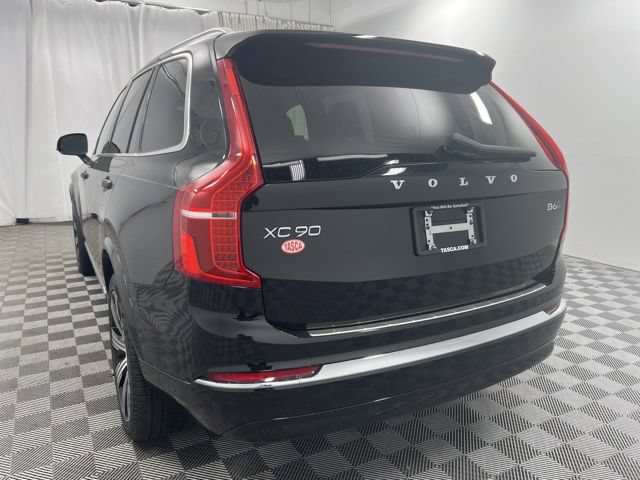 Used 2025 Volvo XC90 B6 Ultra w/ Protection Package Premier AWD/4WD image 9